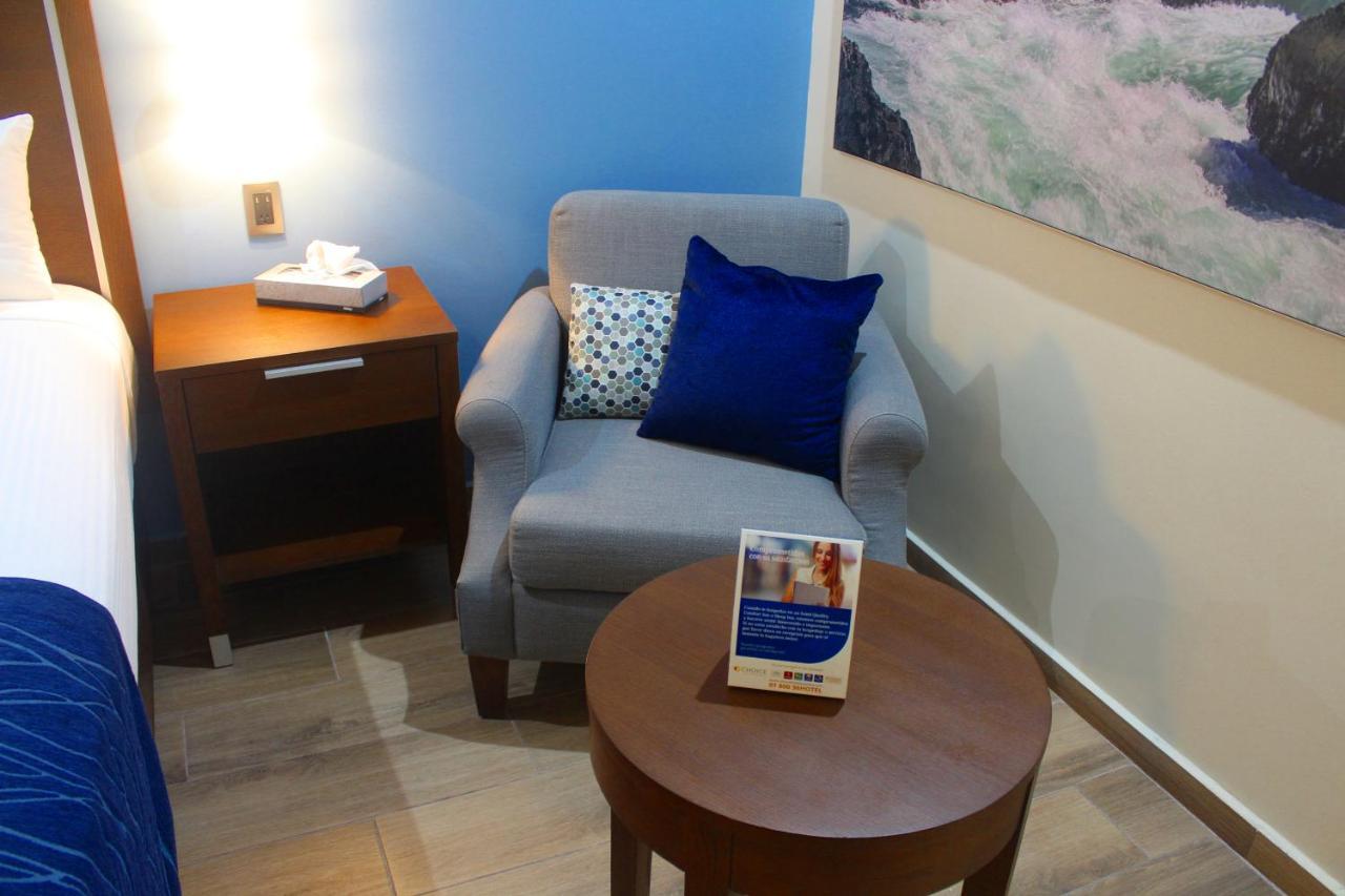 Comfort Inn Monterrey Norte San Nicolás de los Garzas Dış mekan fotoğraf