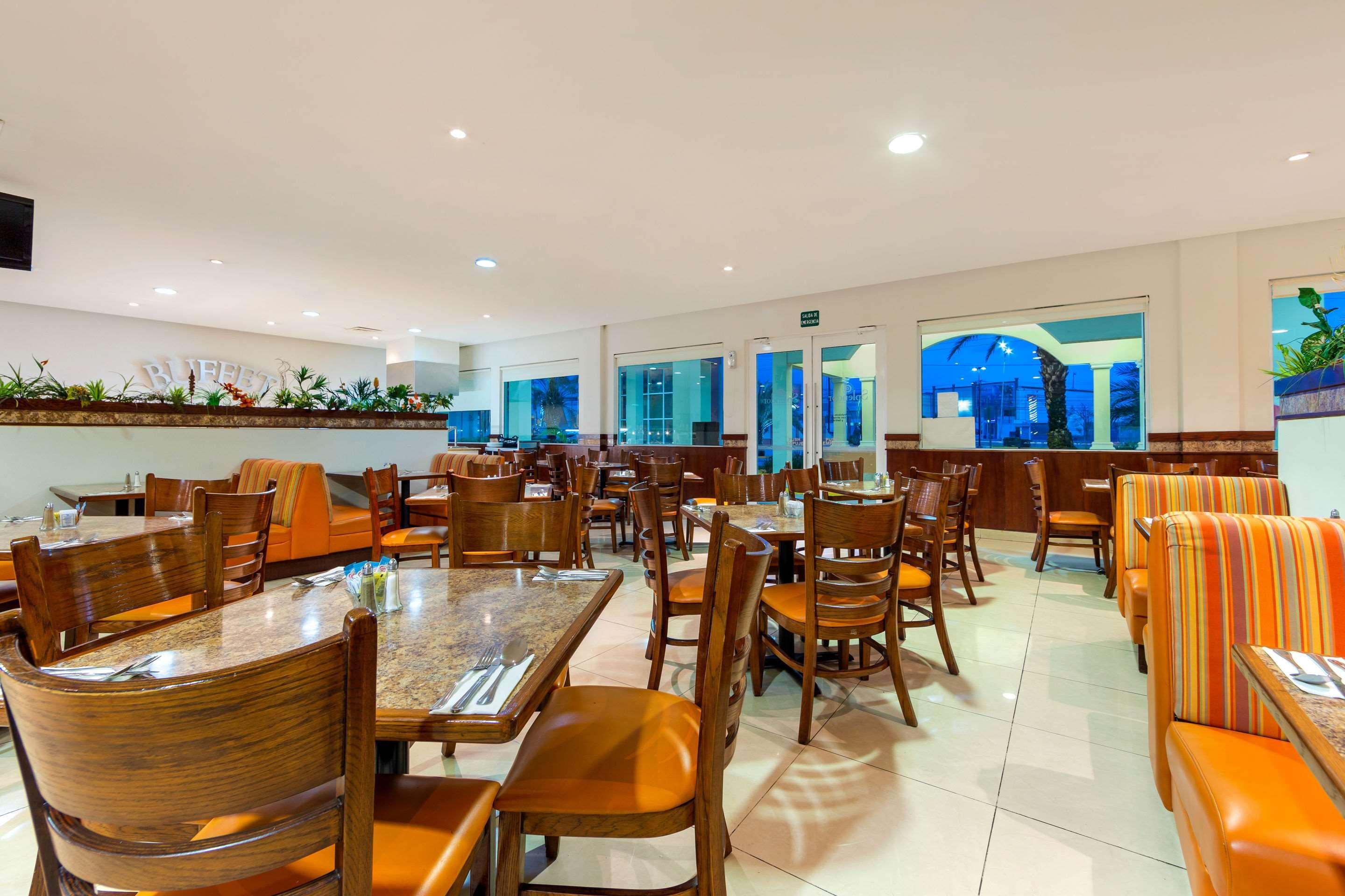 Comfort Inn Monterrey Norte San Nicolás de los Garzas Dış mekan fotoğraf