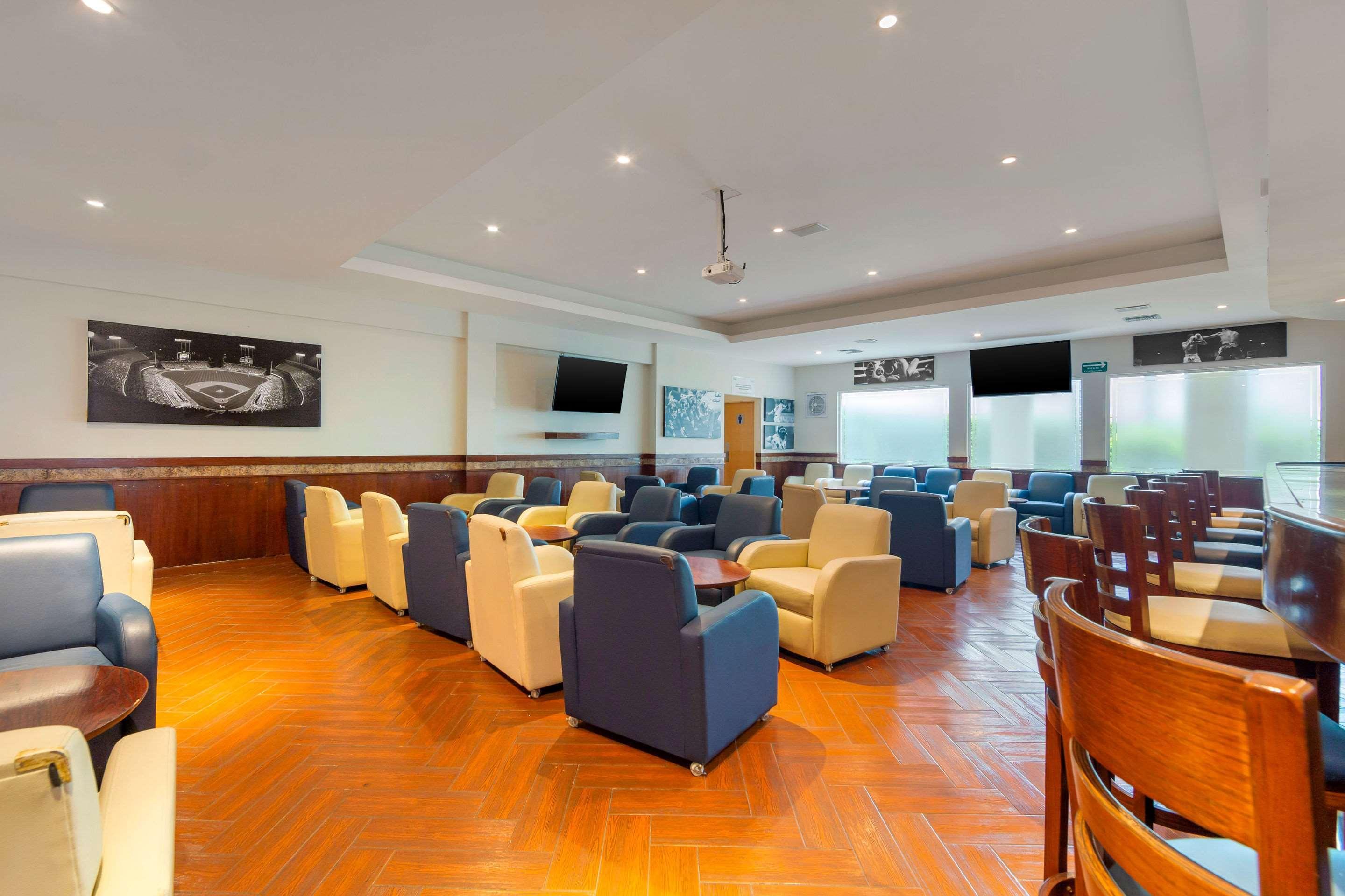 Comfort Inn Monterrey Norte San Nicolás de los Garzas Dış mekan fotoğraf