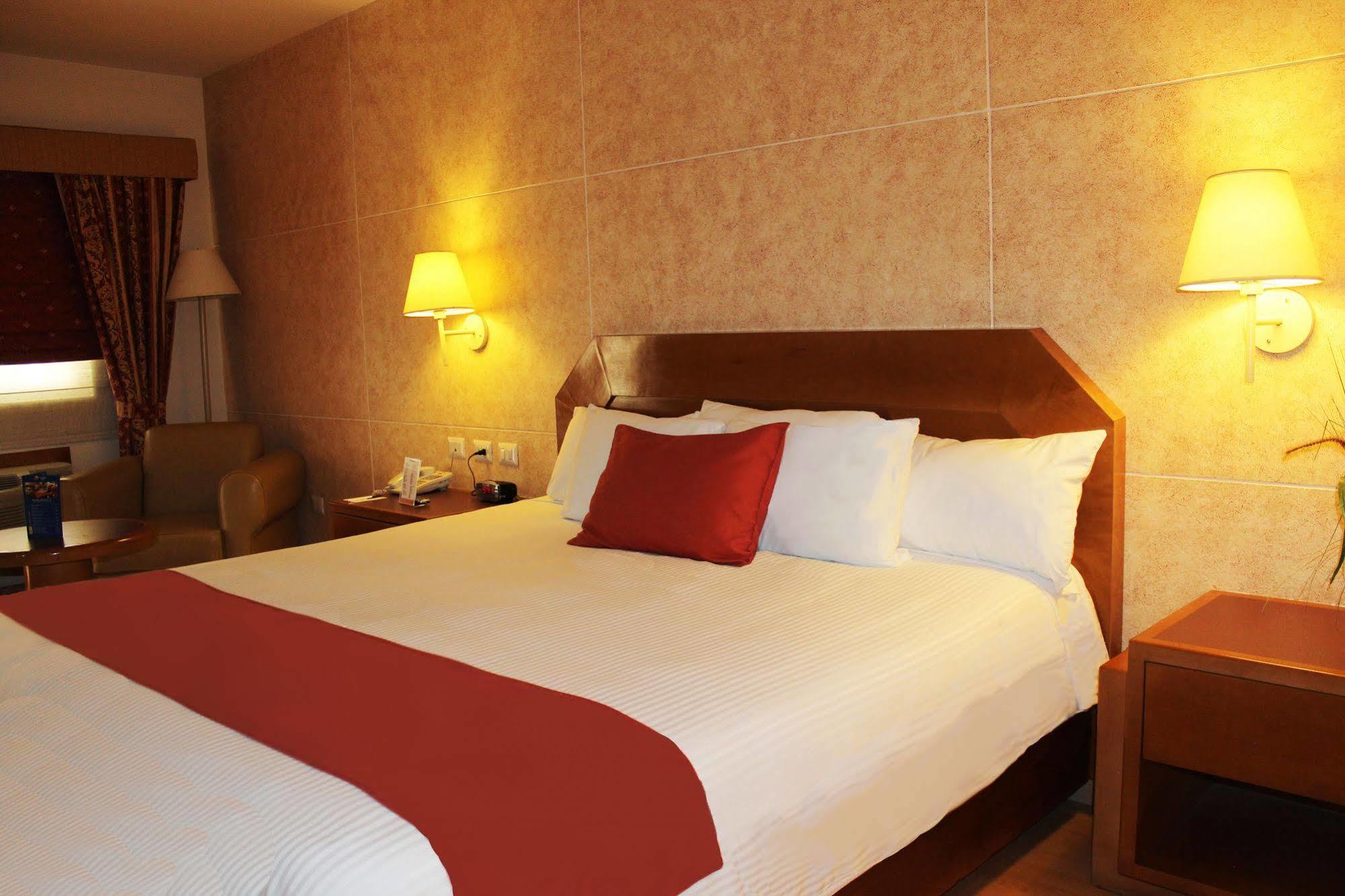 Comfort Inn Monterrey Norte San Nicolás de los Garzas Dış mekan fotoğraf